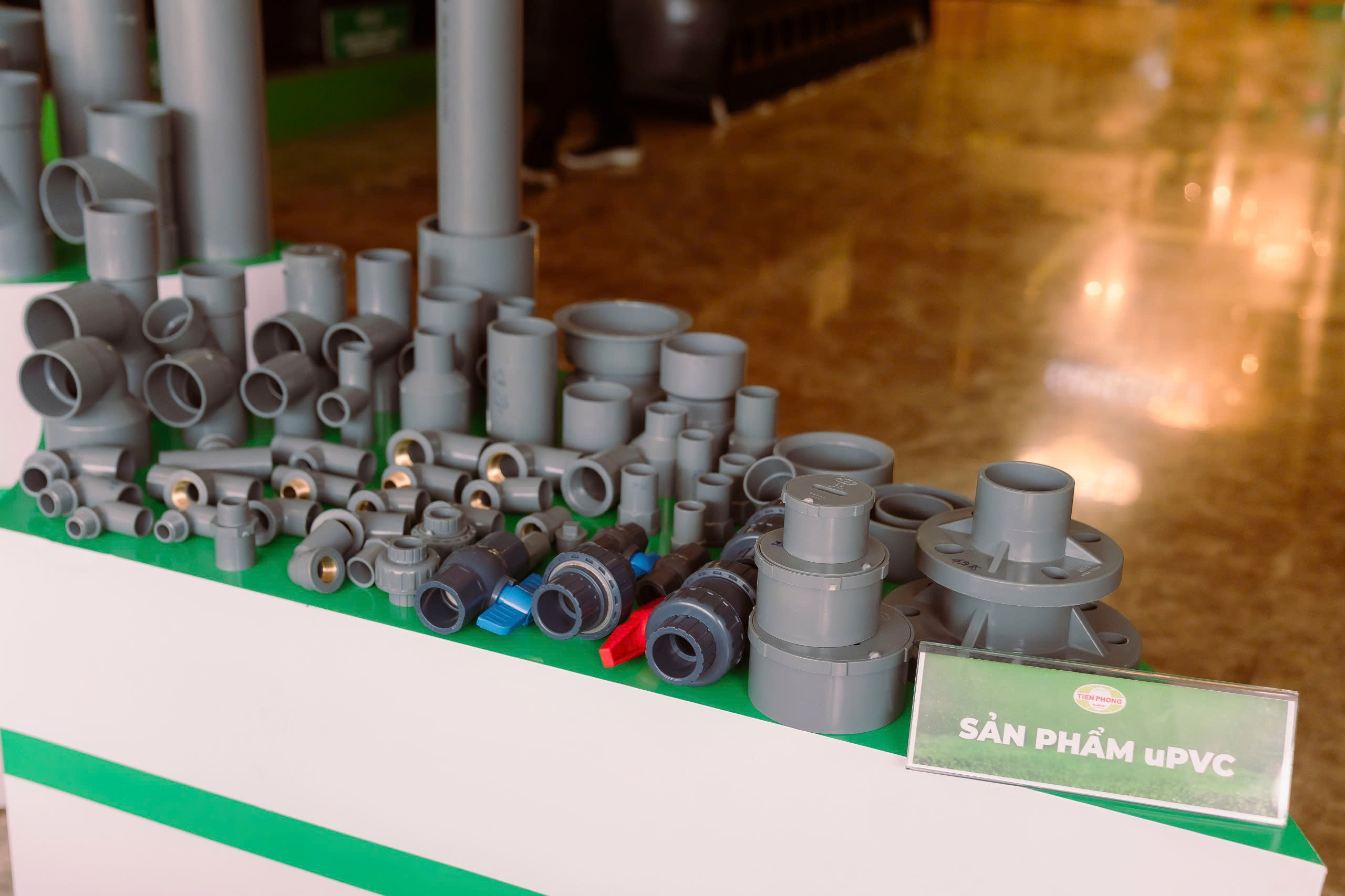 Hội Ngộ Phương Nam cung cấp đa dạng sản phẩm của Nhựa Tiền Phong